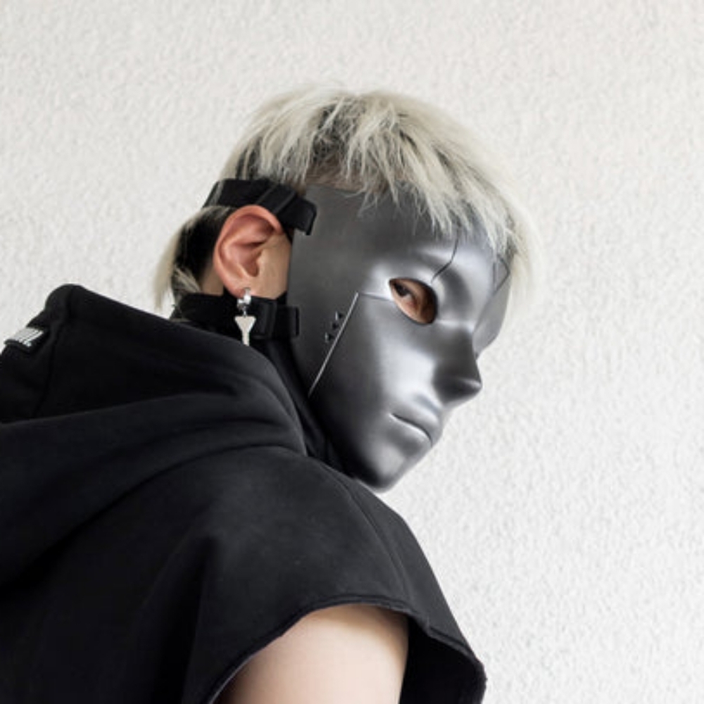 Fabric of the Universe Genova-01A Gunmetal Face Mask